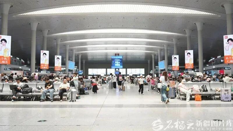 新疆铁路9月6日调图新变化:18趟列车提速、增开复兴号直达动车组(图1)