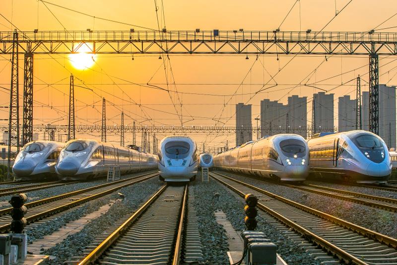 新疆铁路开行今秋首趟研学专列